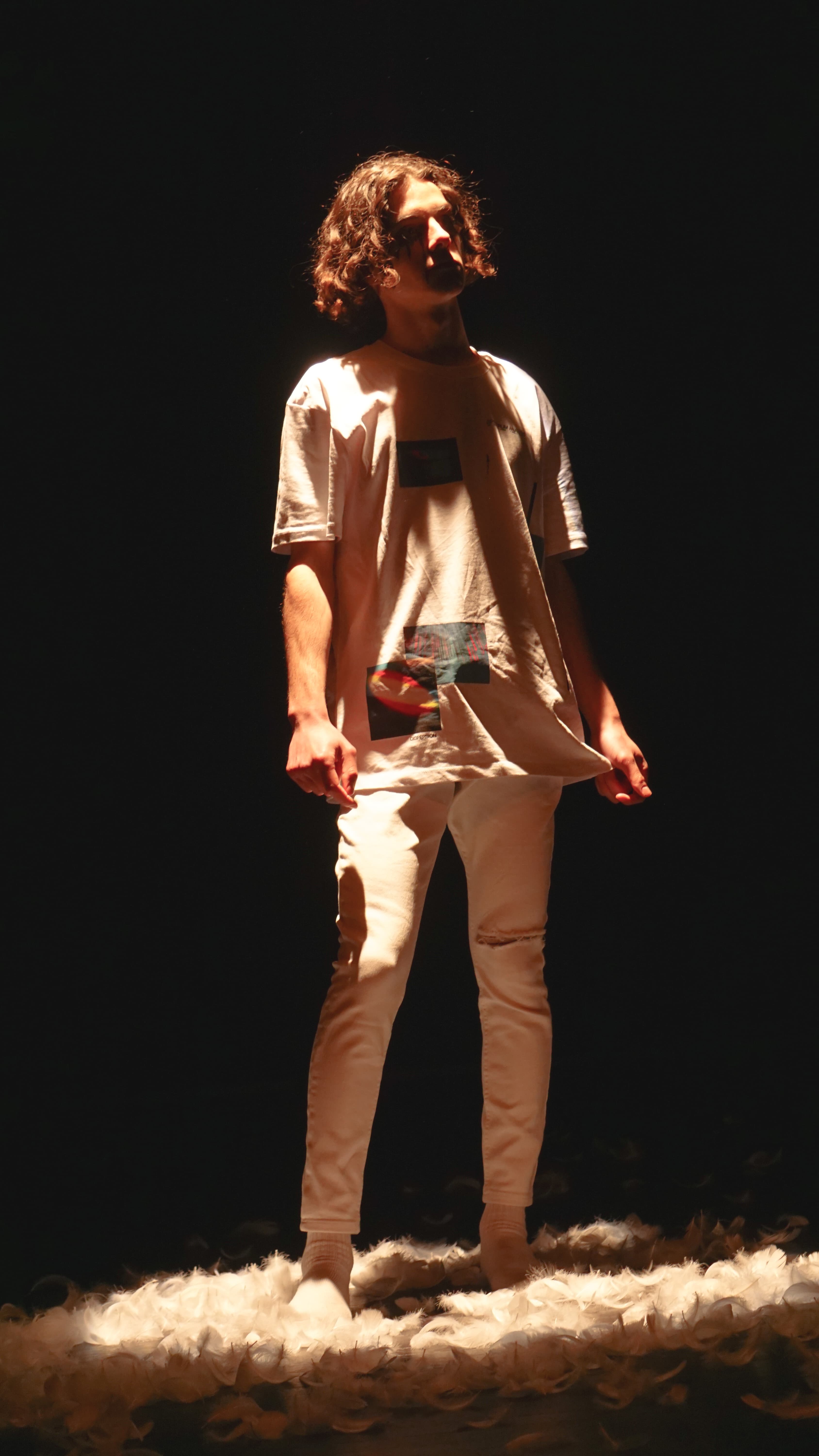 Clip vidéo - Ange déçu - 2